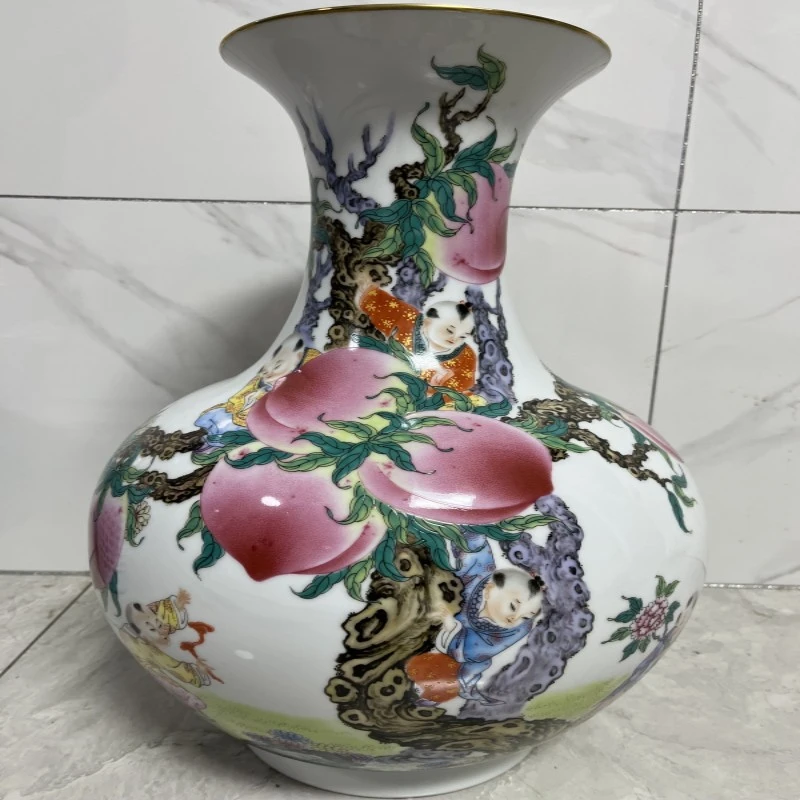 景德镇陶瓷器名家作品粉彩婴戏九桃纹赏瓶装饰客厅电视柜玄关摆件