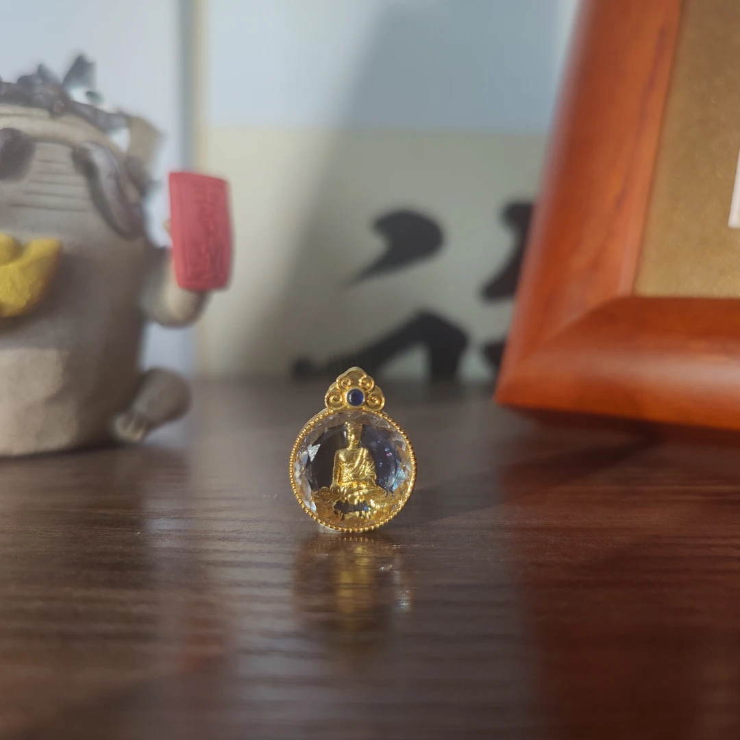 【晟伊珠宝】D1238水晶康老师18k金吊坠（多样性发一个）