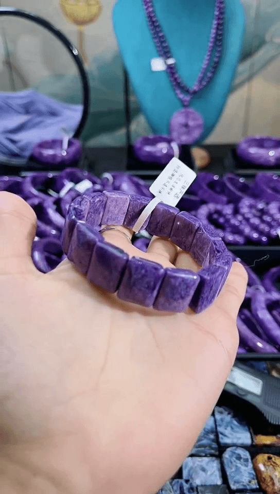 【闪购商品】查罗石（紫龙晶）手排未镶嵌方牌