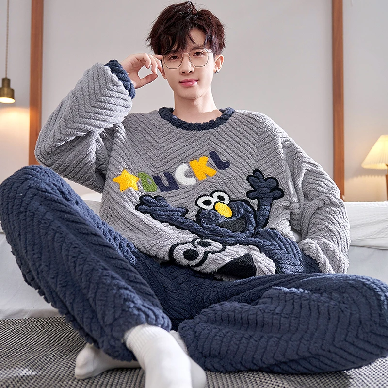 男士睡衣秋冬季珊瑚绒加大码男款加厚加绒卡通保暖冬款家居服套装