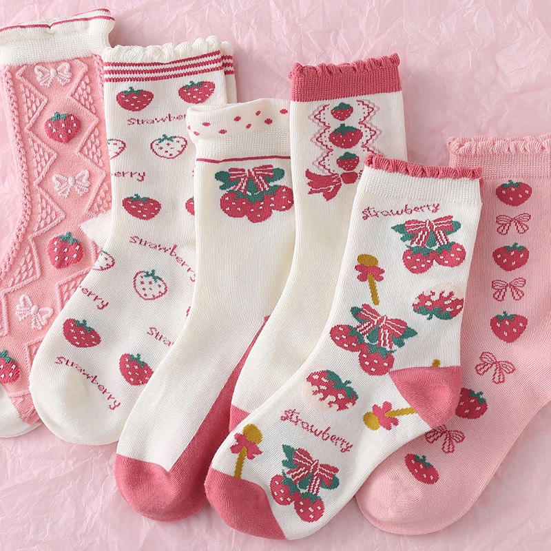 女款高弹舒适草莓袜秋季中筒可爱学生洛丽塔百搭排汗女生中筒袜