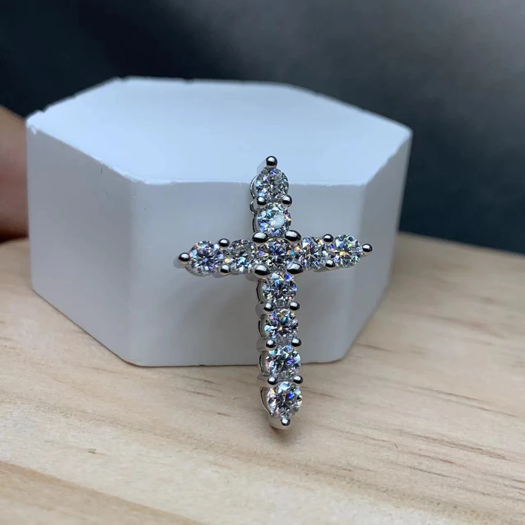 吊坠925银 【云上叙】19 T59803-S925银莫桑钻吊坠1.1ct-3mm（小宝）