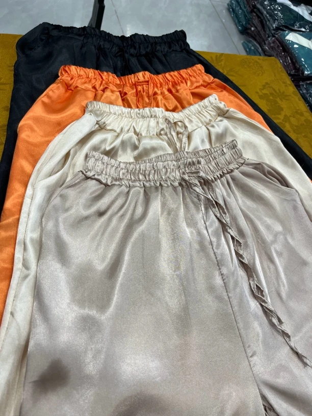 女士夏季休闲薄款透气长款阔腿裤