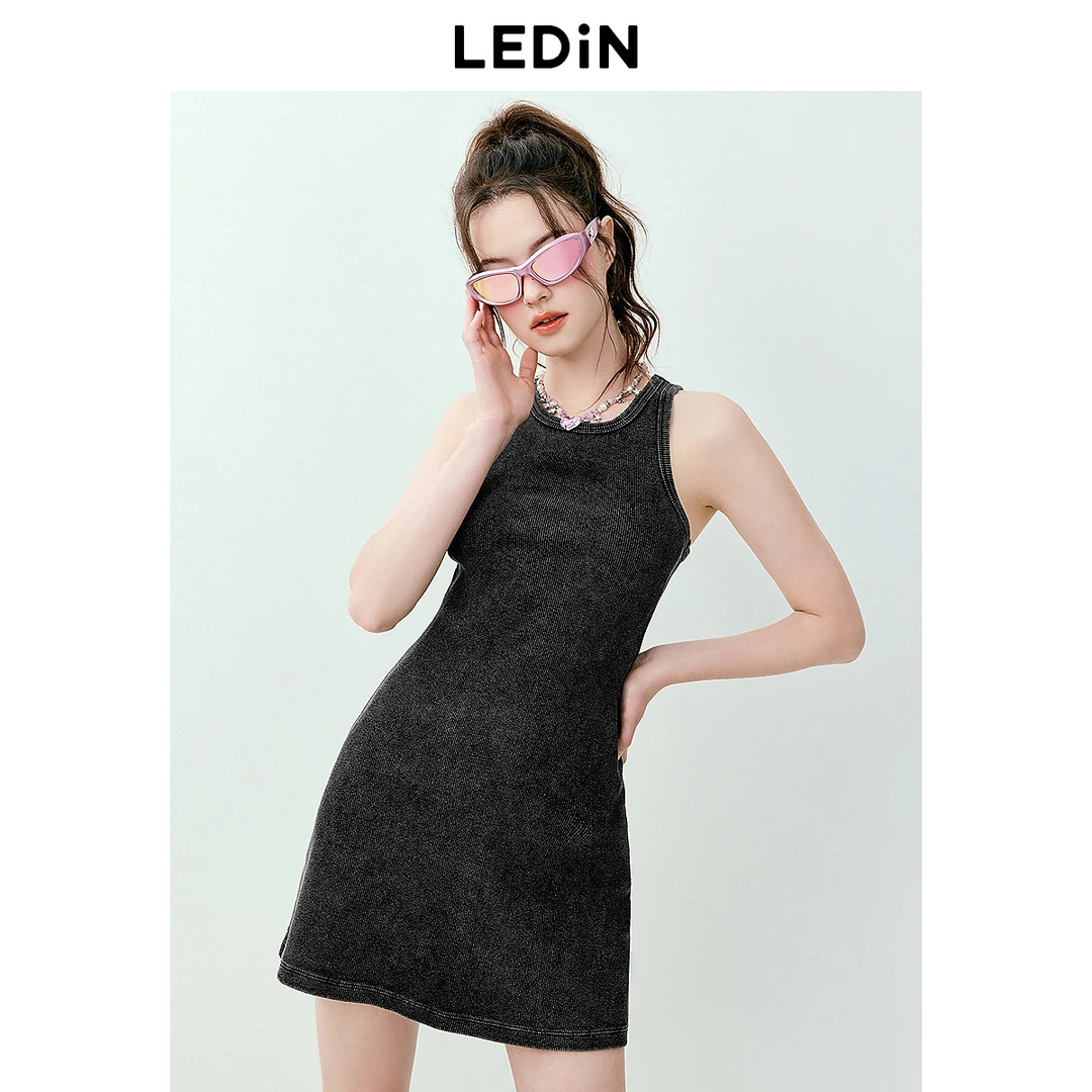 乐町×Honey Kuma联名休闲背心裙2220