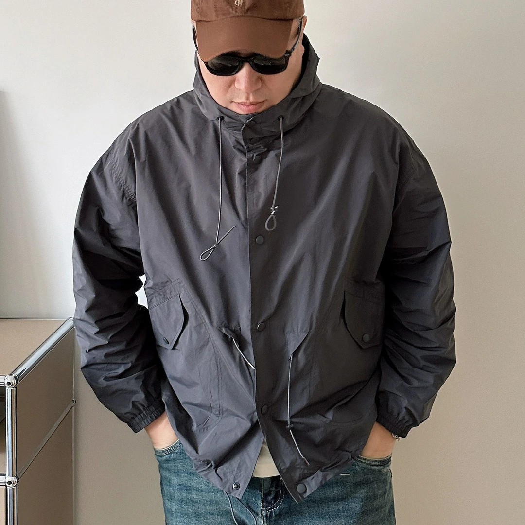 DAEVU春夏大码男装户外日系薄料廓版潮胖子加肥加大男款连帽夹克