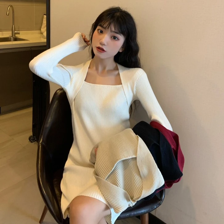 秋冬新款方领复古针织衫连衣裙纯色修身显瘦包臀裙内搭打底裙子女