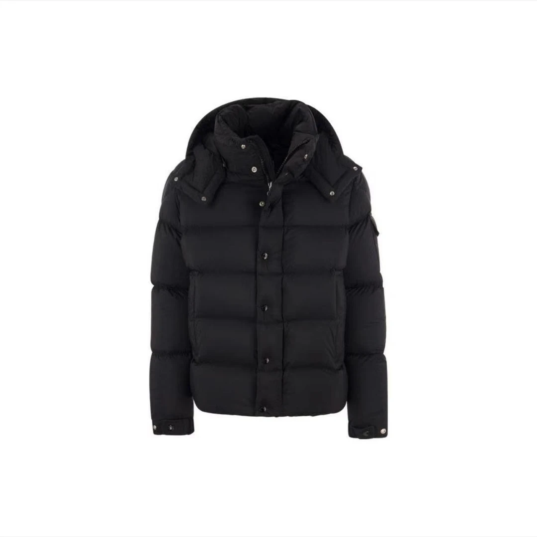 全新未使用 MONCLER 盟可睐蒙口纯色连帽拉链短款长䄂羽绒服男款