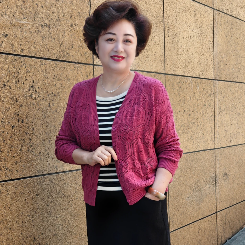 V领复古棉线提花镂空针织开衫春季女士时尚百搭宽松针织衫