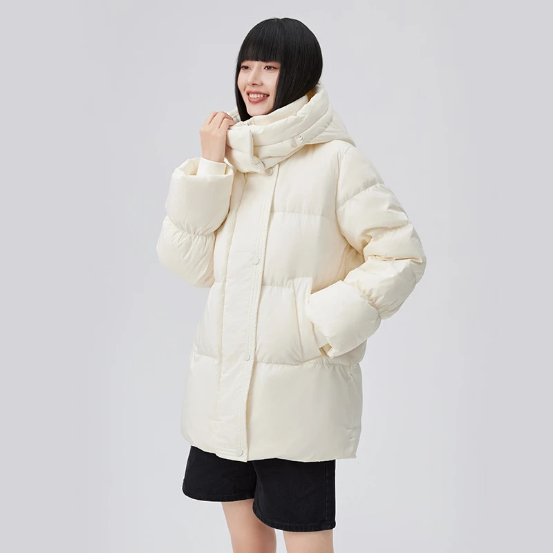 艾莱依新款简约羽绒服女士冬季时尚保暖轻盈时尚短款连帽外套4162