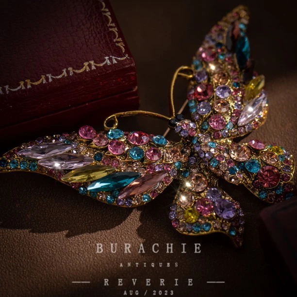 铜合金仿水晶胸针 【6898】太美了   蝴蝶胸针