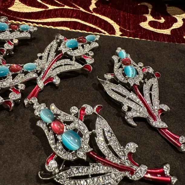 铜合金仿水晶胸针 【9205】铜合金耳饰 意|天空蓝 春花烂漫