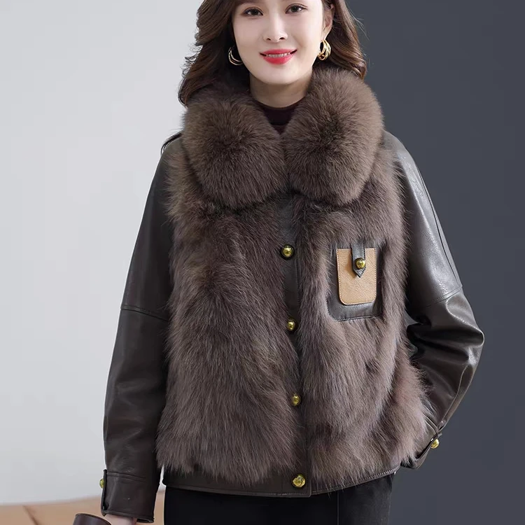 人造皮草 2024年女士拼接皮草时尚保暖洋气百搭款毛皮草