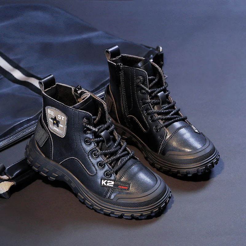 男童马丁靴2025秋季儿童中大童英伦风雪地靴软底中筒黄色马丁靴子