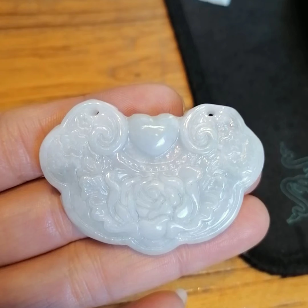 翡翠挂件锁牡丹锁5366