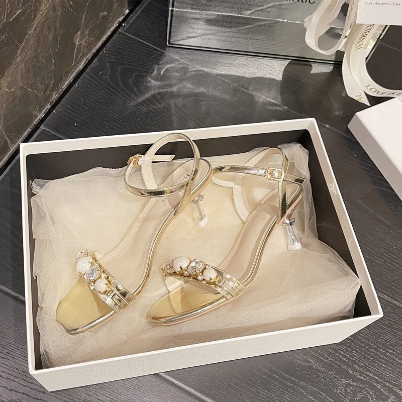 BaiLing/百翎气质时尚凉鞋女夏季中跟露趾月光珍珠百搭方跟女鞋子