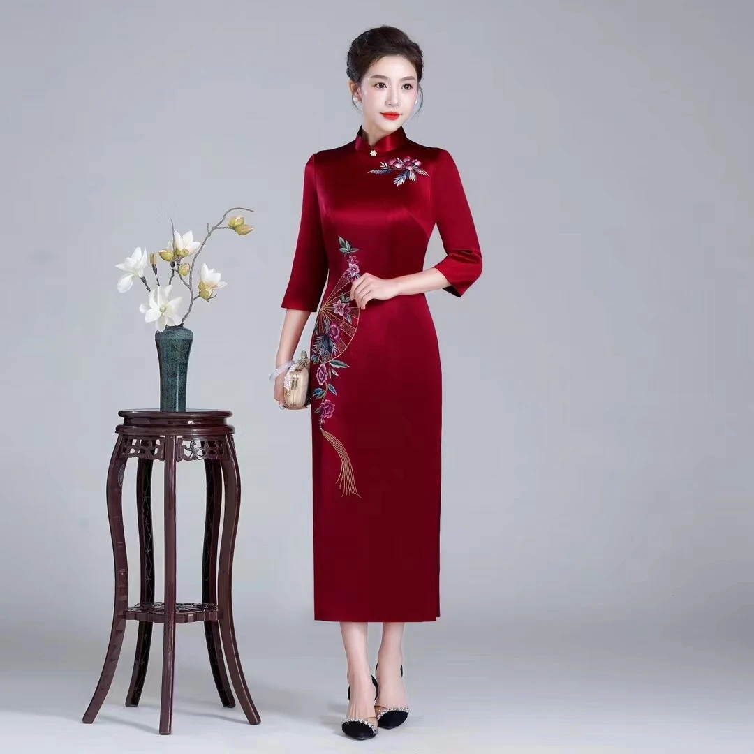 新中式高端醋酸绣花修身婚宴喜婆婆丈母娘敬酒礼服（使用后不退换）