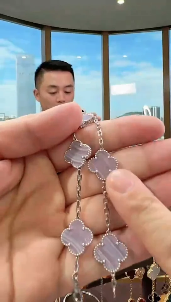 【闪购商品】玛瑙/玉髓手链18K金镶嵌五花手链