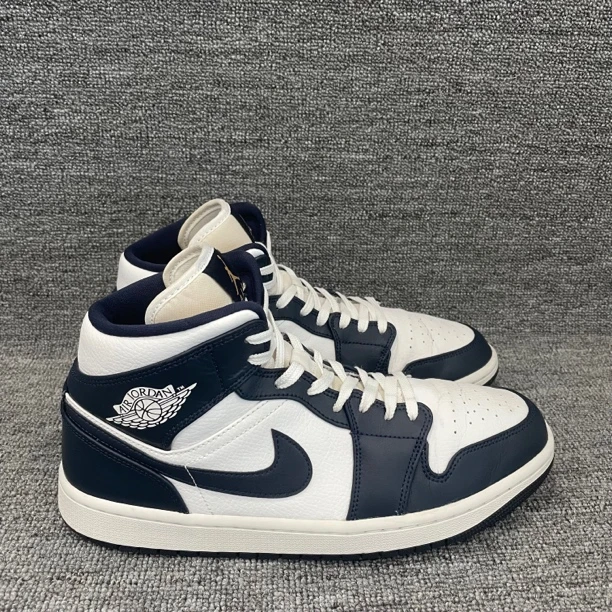 44码 aj1 黑曜石 无原盒 二手篮球鞋 公价999