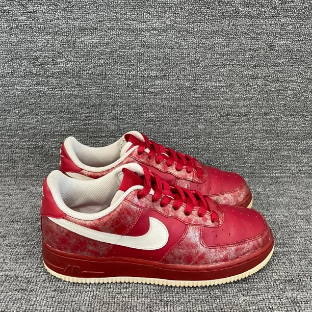 40码 AF1 空军一号 情人节 无原盒 二手篮球鞋 公价1999