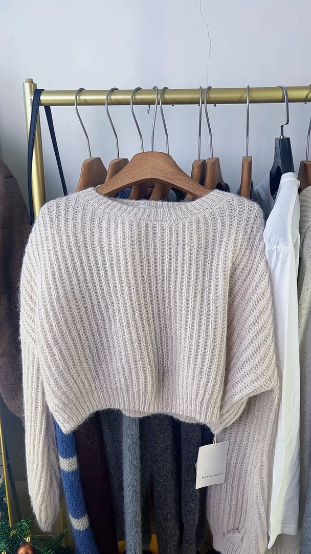 饭饭家 短款羊毛高腰毛衣