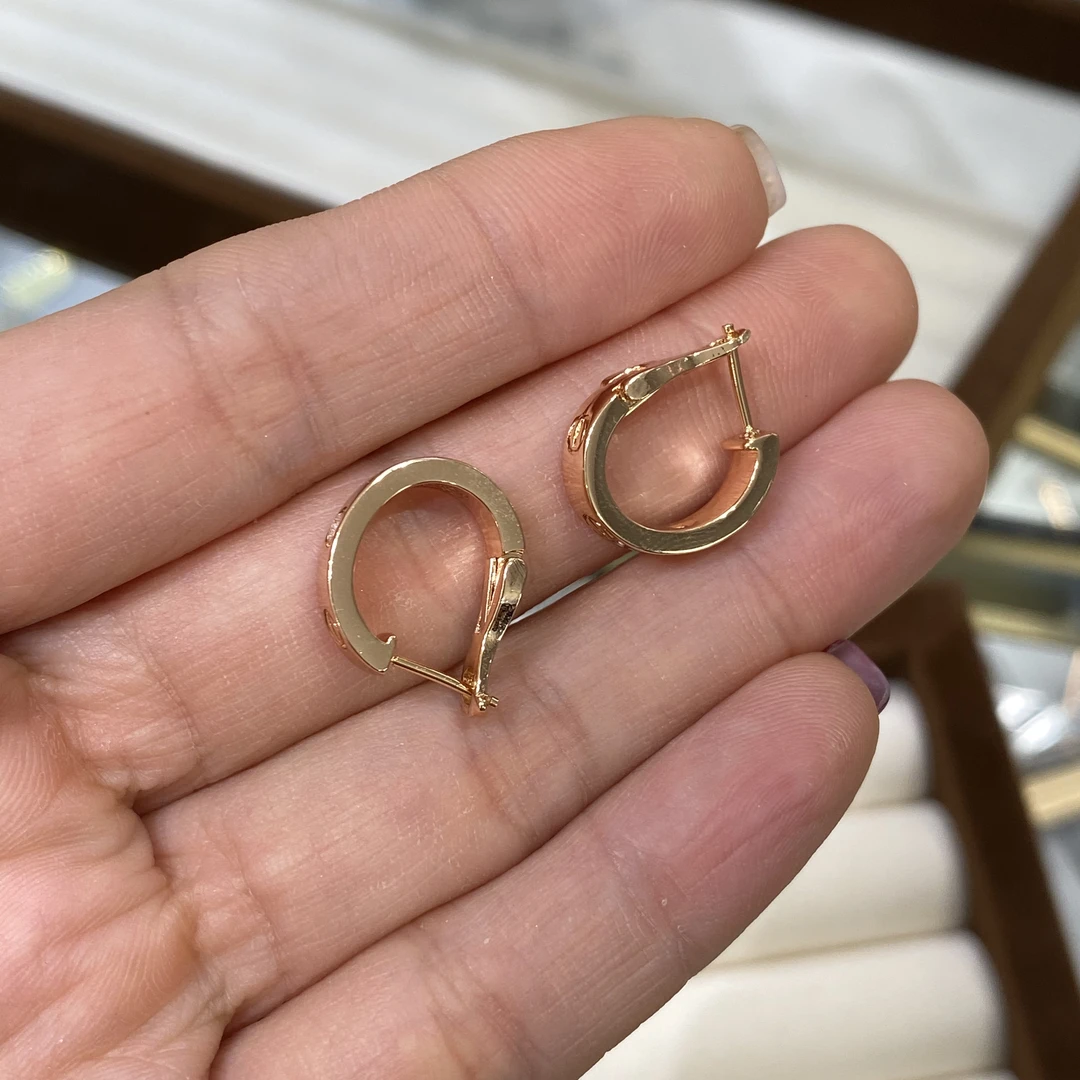 铜合金锆石耳饰 时尚百搭圈圈轻奢耳环