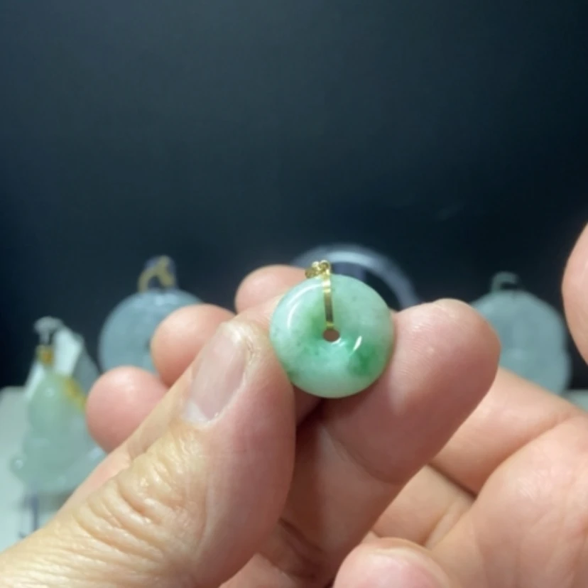 【闪购商品】翡翠颈饰18K金镶嵌