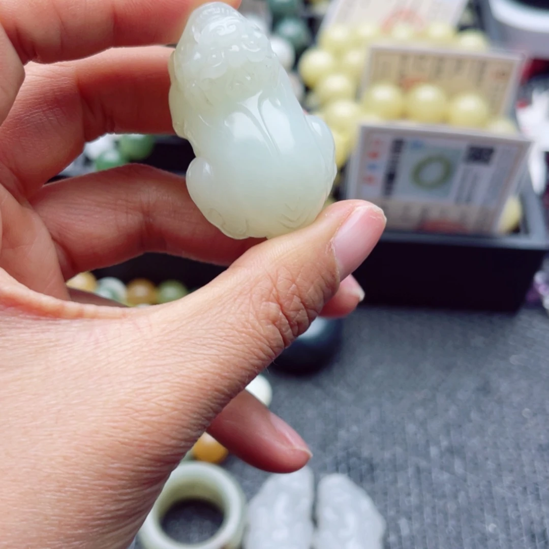 【闪购商品】和田玉（糖玉）手链未镶嵌繁**旧和田玉吊坠