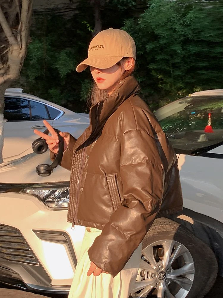 江红羽绒服2023新款爆款美拉德pu皮女士女款季小个子短款百搭防