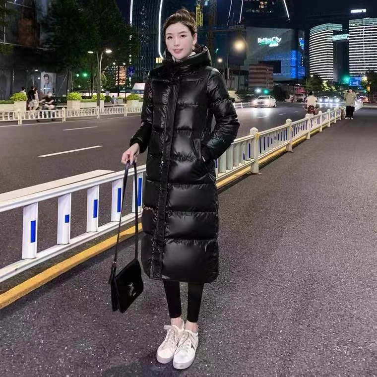清廷心2023年反季新款亮面羽绒服女长款过膝韩版大码时尚加厚外套