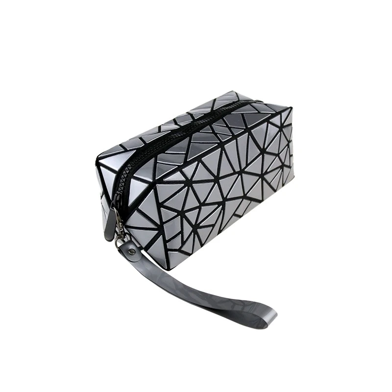 点关注亮灯牌赠粉丝团（手机包化妆包）