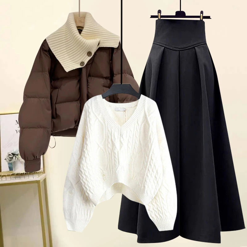 大码女装2023冬季新款小香风棉服外套慵懒显瘦毛衣半身裙三件套装