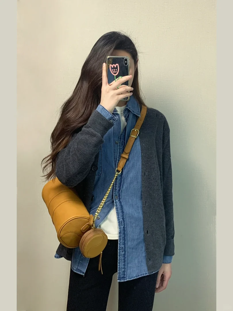 2024秋冬新款氛围感穿搭灰色开衫牛仔衬衫搭配牛仔裤显瘦三件套女