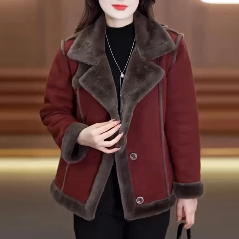 欧货加绒加厚皮毛一体外套女士2024秋冬新款设计感时尚大翻领棉服