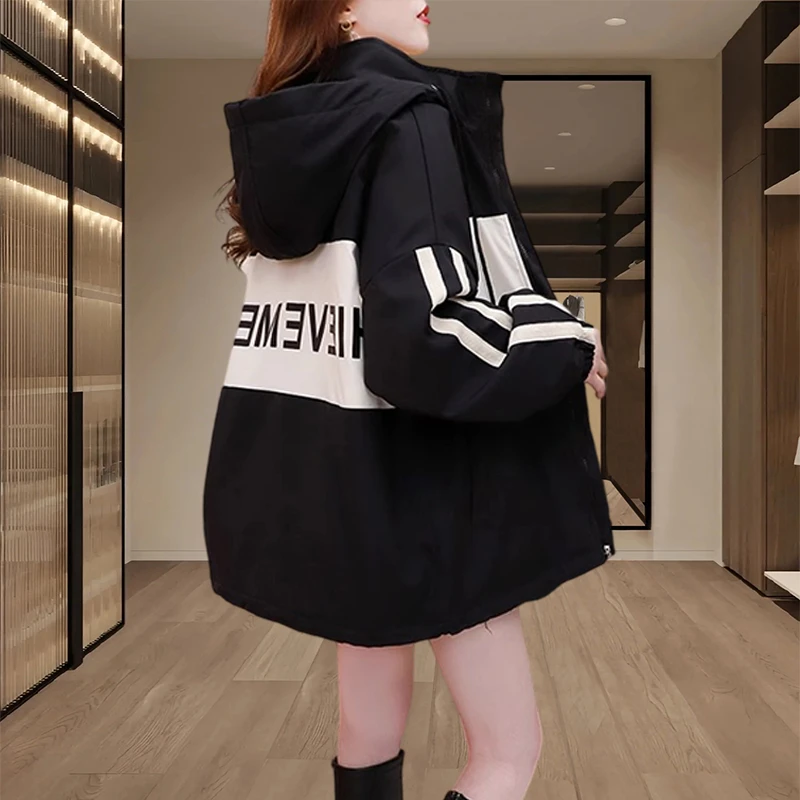 2026春秋季女士高档外套新款爆款宽松冲锋衣时髦女装洋气开衫上衣