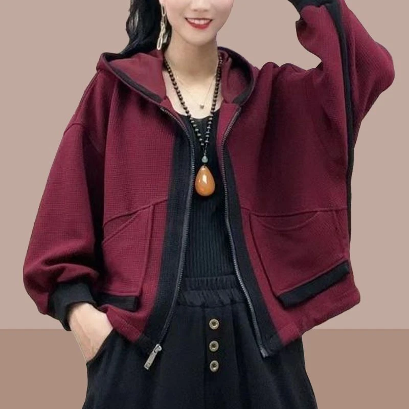 连帽短外套女款春秋季2025新款时尚休闲撞色卫衣宽松显瘦百搭上衣