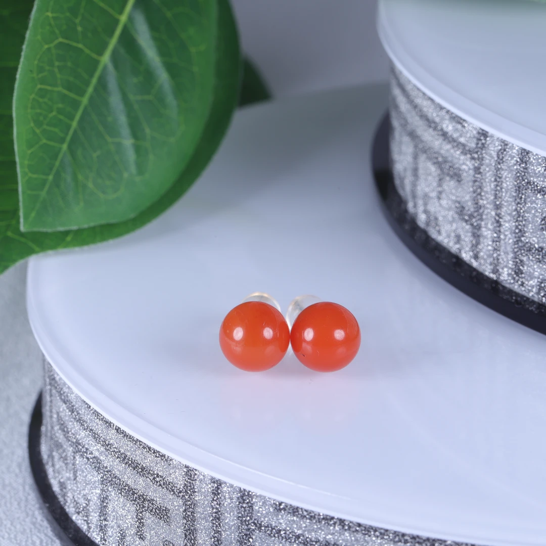 【汪氏珠宝】18k南红玛瑙精致耳钉 L 3387-F025