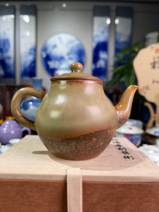 窑变高温颜色釉壶