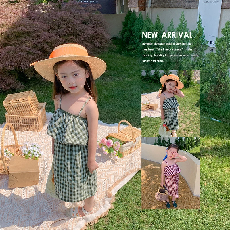 RT2203女童民族风格子吊带套装