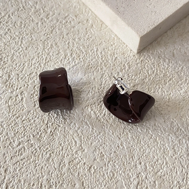 铜合金耳饰 很正的巧克力色 珐琅彩滴油重工款法式小众耳圈