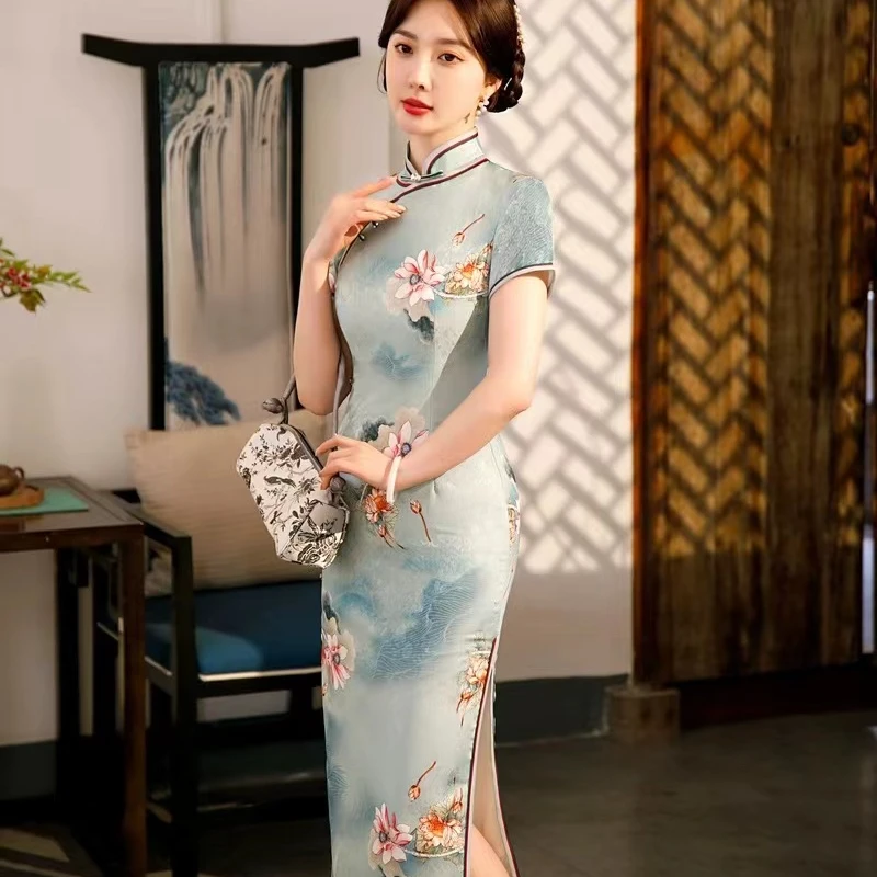 映日荷花别样红气质显瘦旗袍