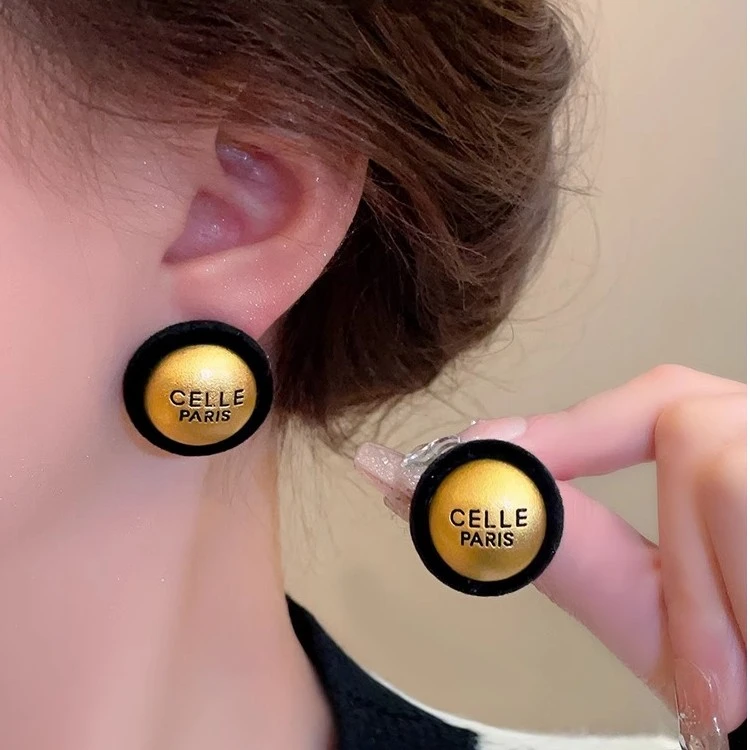 合金耳饰 小香风耳钉时尚复古时尚圆形丝绒耳环气质字母耳饰60