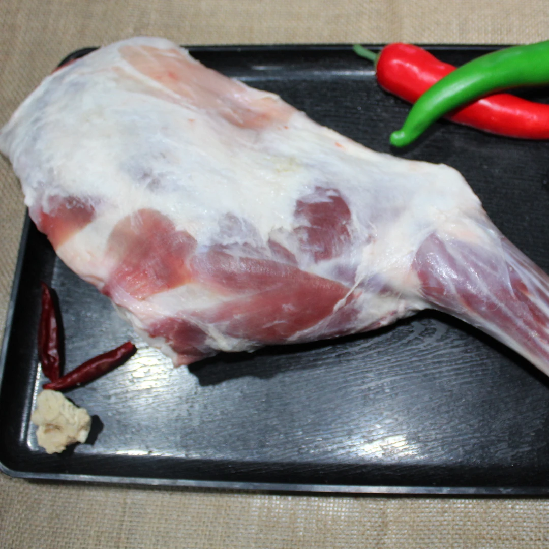 东乡贡羊溯源品质工厂清真排酸羊肉前腿称重