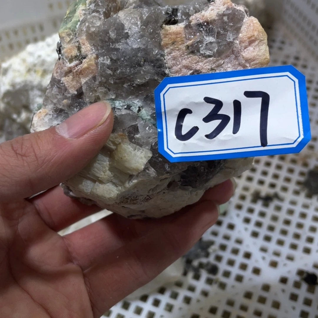 【闪购商品】长石摆件未镶嵌g 30