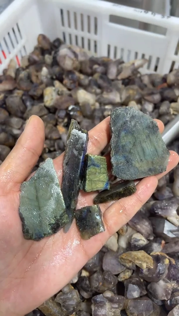 【闪购商品】拉长石原石未镶嵌原石200g