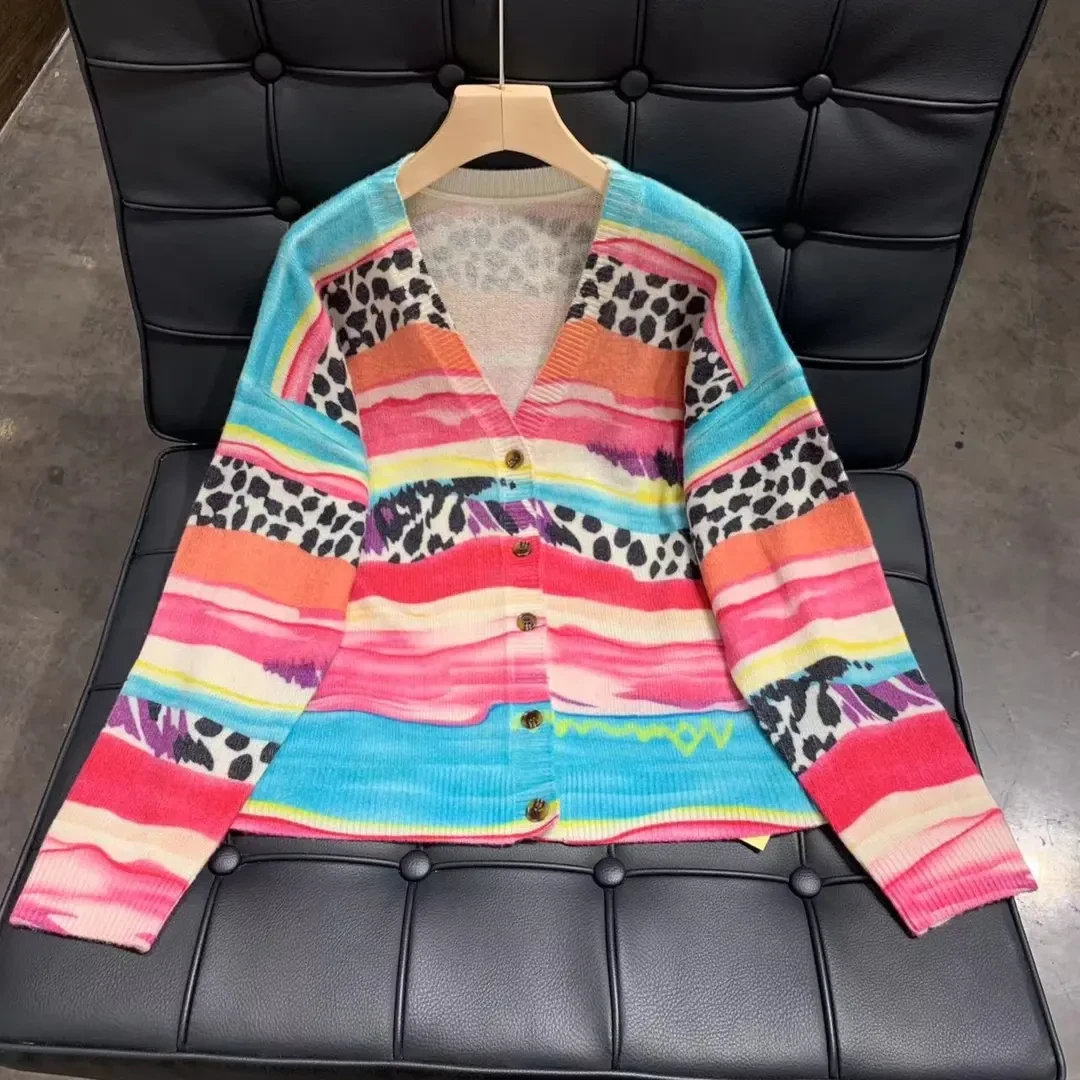 【俩月羊绒】轻奢时尚231317时装走秀款-彩色印花羊绒开衫