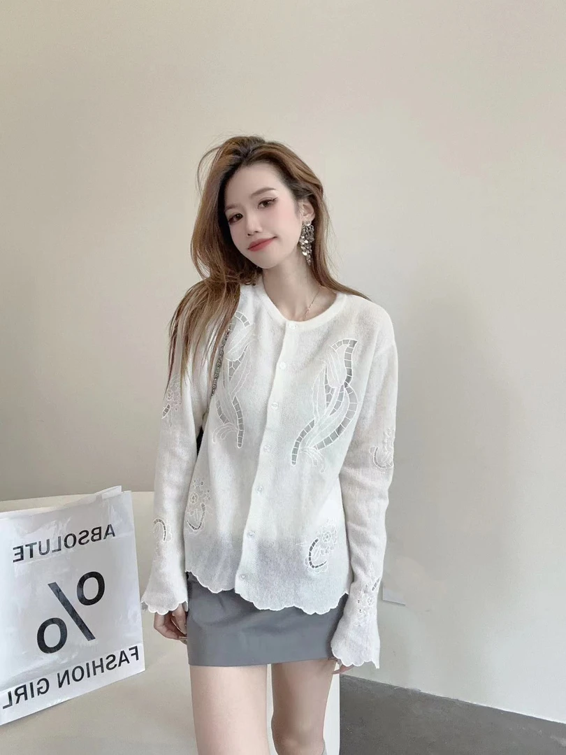 【清冷雅致100山羊绒】241311-秋季复古镂空郁金香花纹刺绣羊绒衫