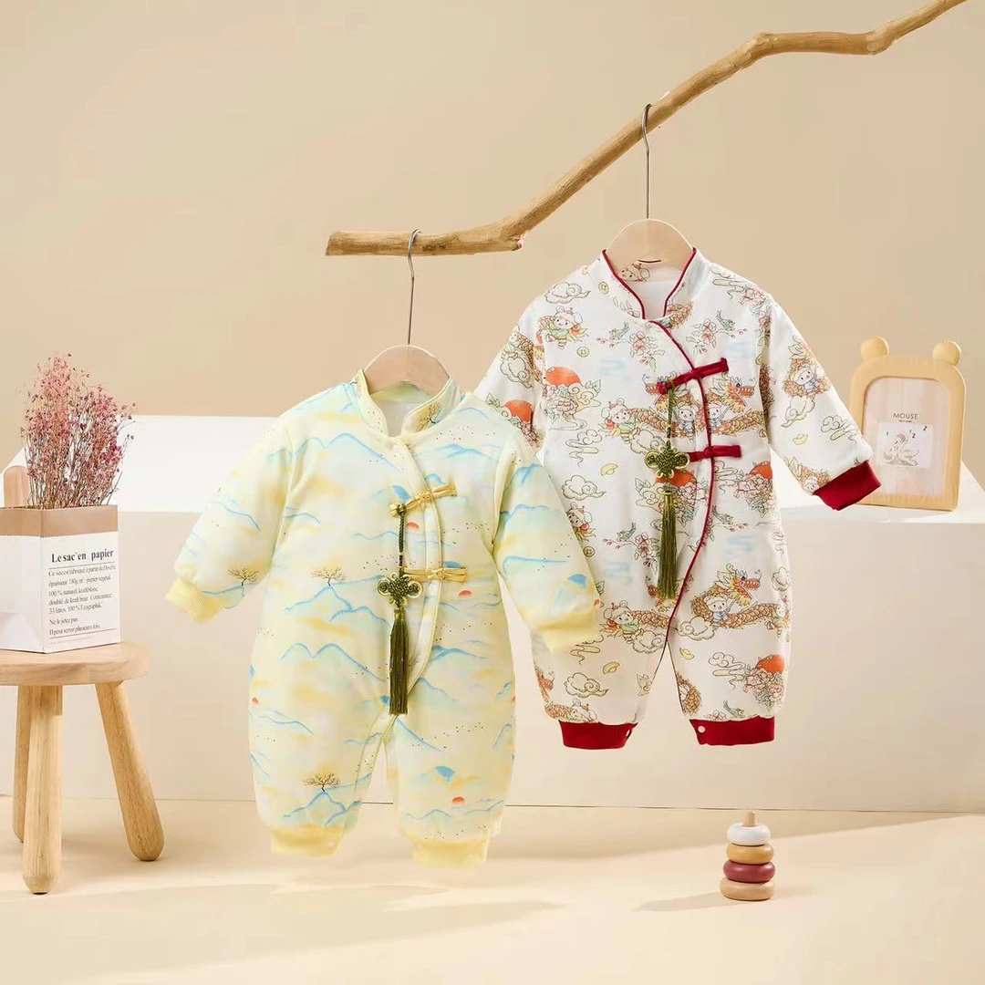新生儿连体衣秋冬棉衣婴儿中国风衣服纯棉加厚婴幼儿冬季外出抱衣