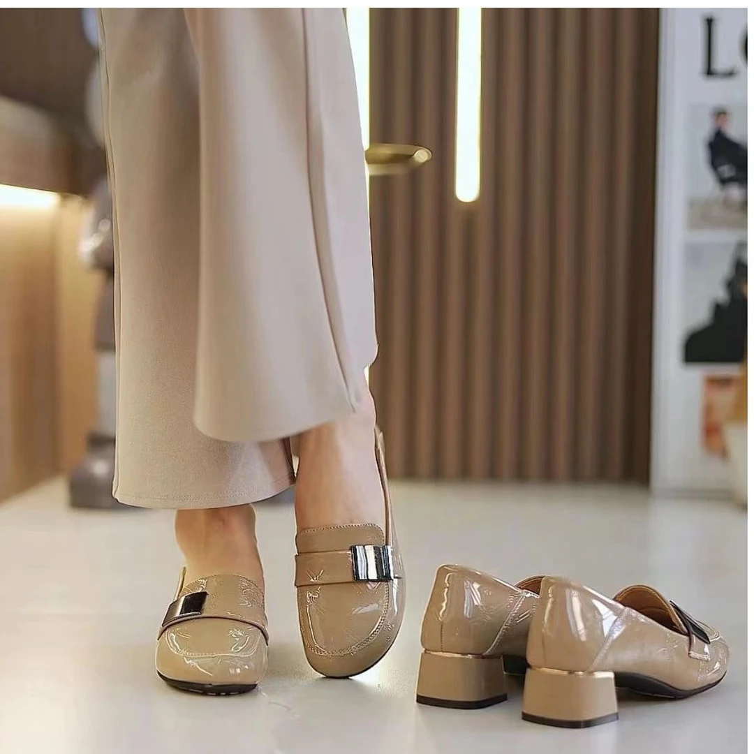 T2024新款低跟时尚女鞋软底软皮妈妈鞋舒适单鞋春秋粗跟中跟百搭