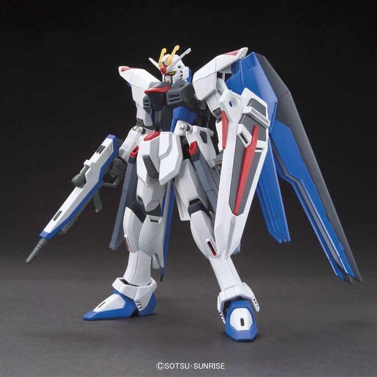 玩具HGCE 192 FREEDOM 自由 新生版 高达 拼装模型 注：支架需另购