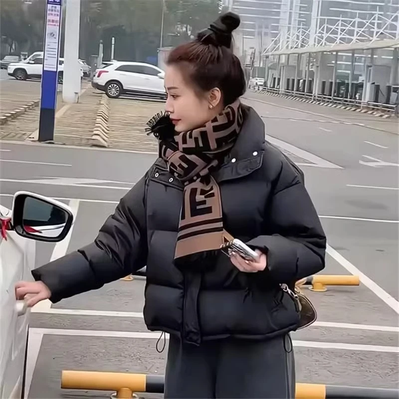 黑色短款羽绒服女加厚2024年冬季小个子韩版宽松白鸭绒面包服外套